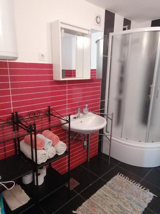 Апартаменти Apartman Nora Хвар Екстер'єр фото