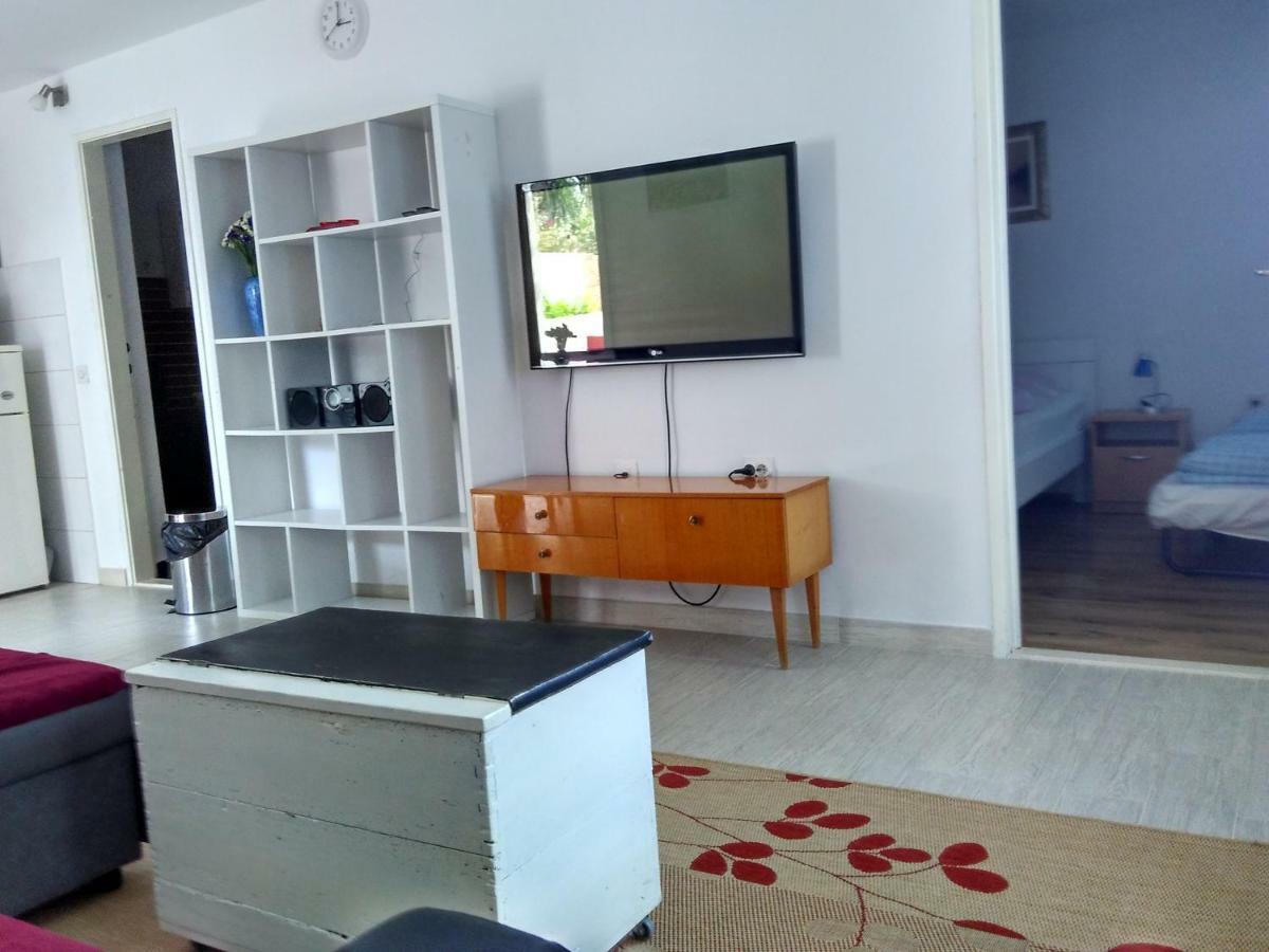 Апартаменти Apartman Nora Хвар Екстер'єр фото